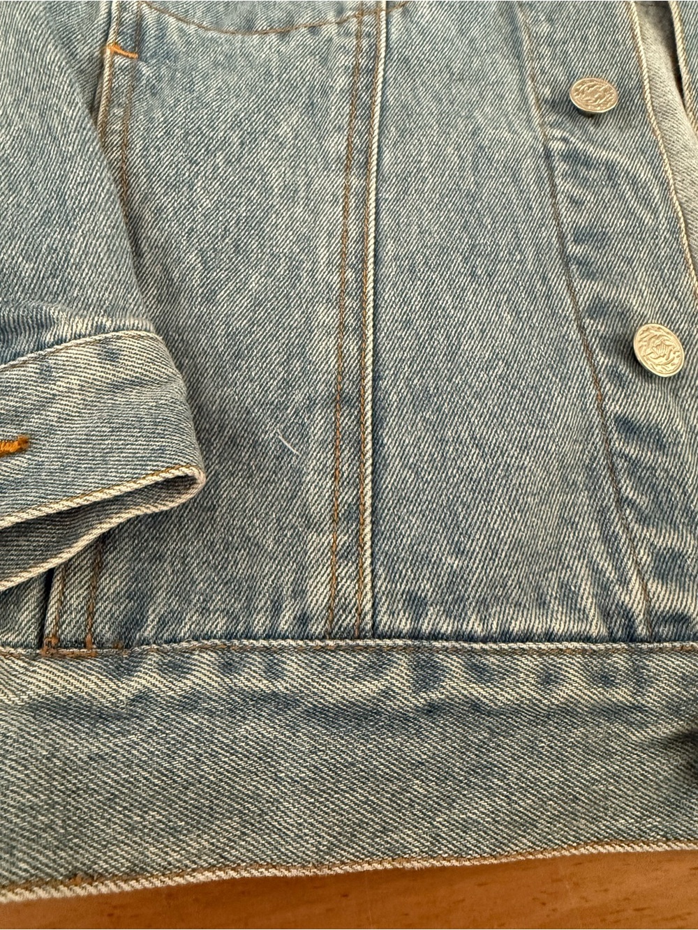 Vintage Betty Boop denim jacket with motorcycle patch official merch from 1996 - Picture 7 of 7